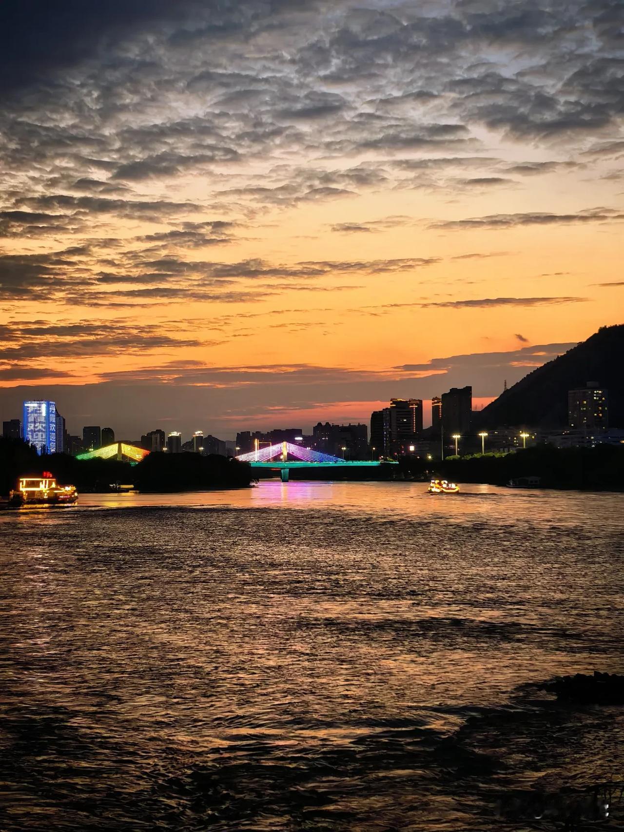 黄河夜景核心地标