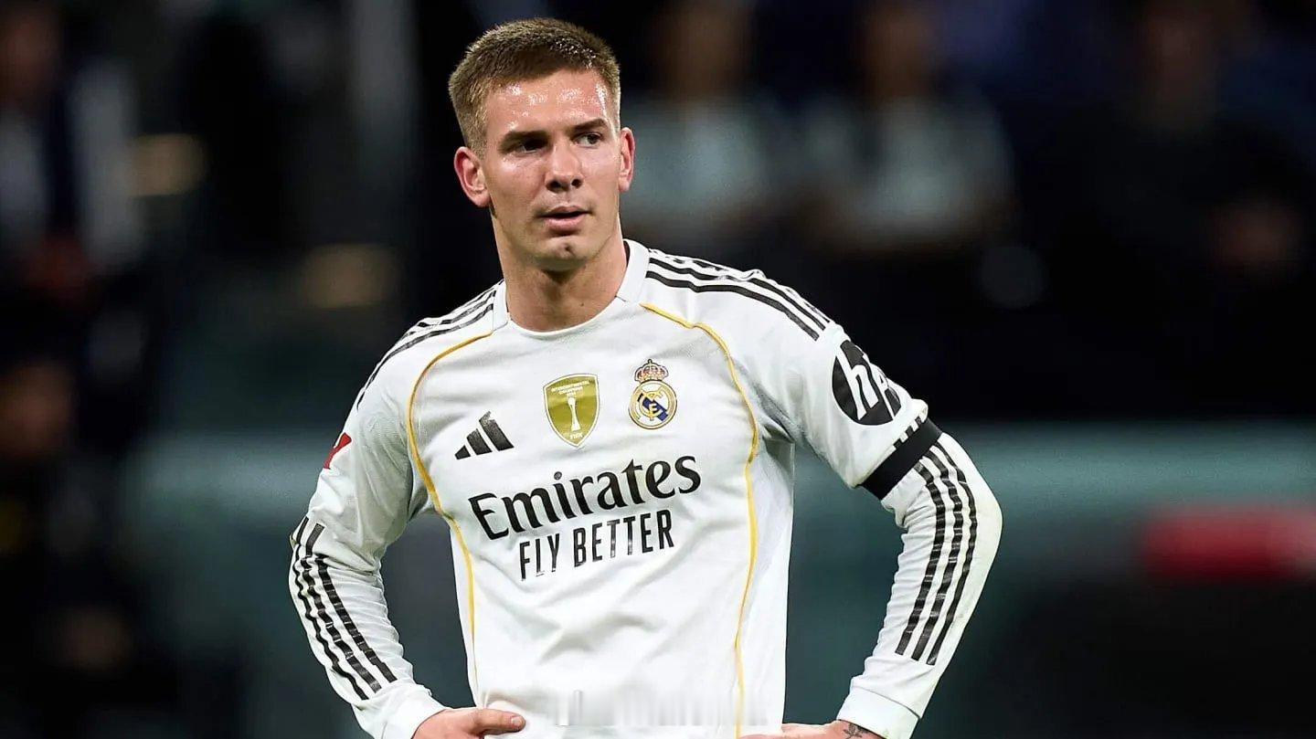 皇马2比0塞维利亚 弗朗哥·马斯坦托诺伤愈复出后的7场比赛 ：首发1场，仅出场6