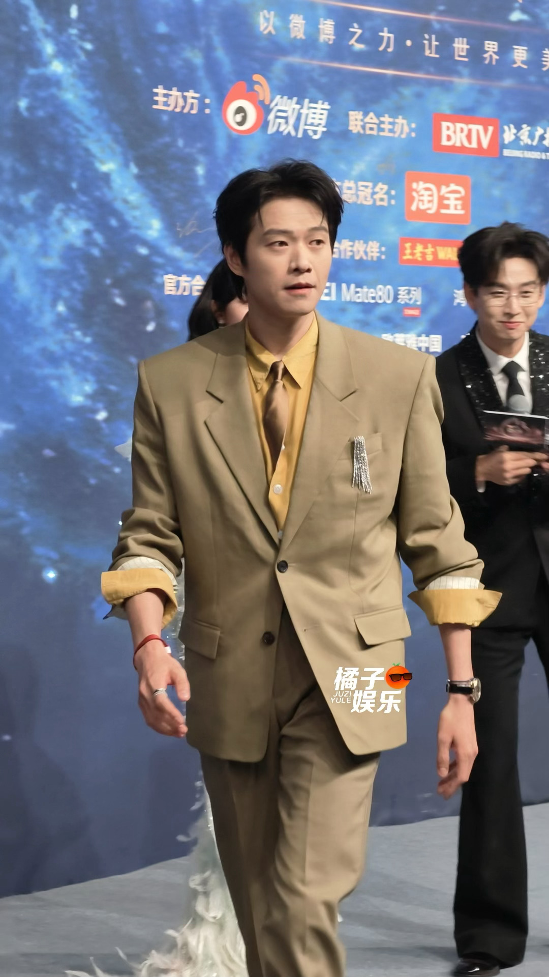 报告！陆鸣演的很棒已现场传达给大勋！🫡跟魏大勋喊陆鸣演的很棒我拍的星现场