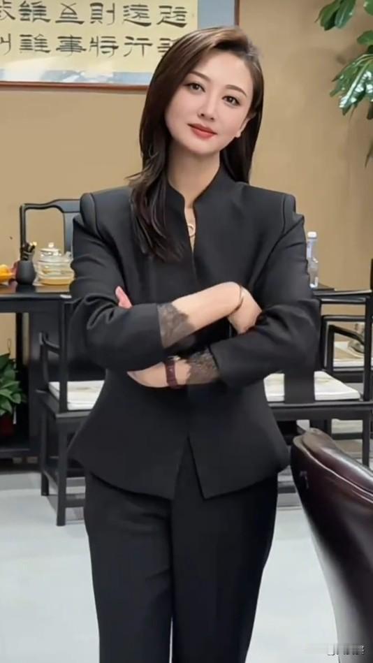 在我的一亩三分地里，规矩我定，事情我拍板，谁来都不好使，我说了算！