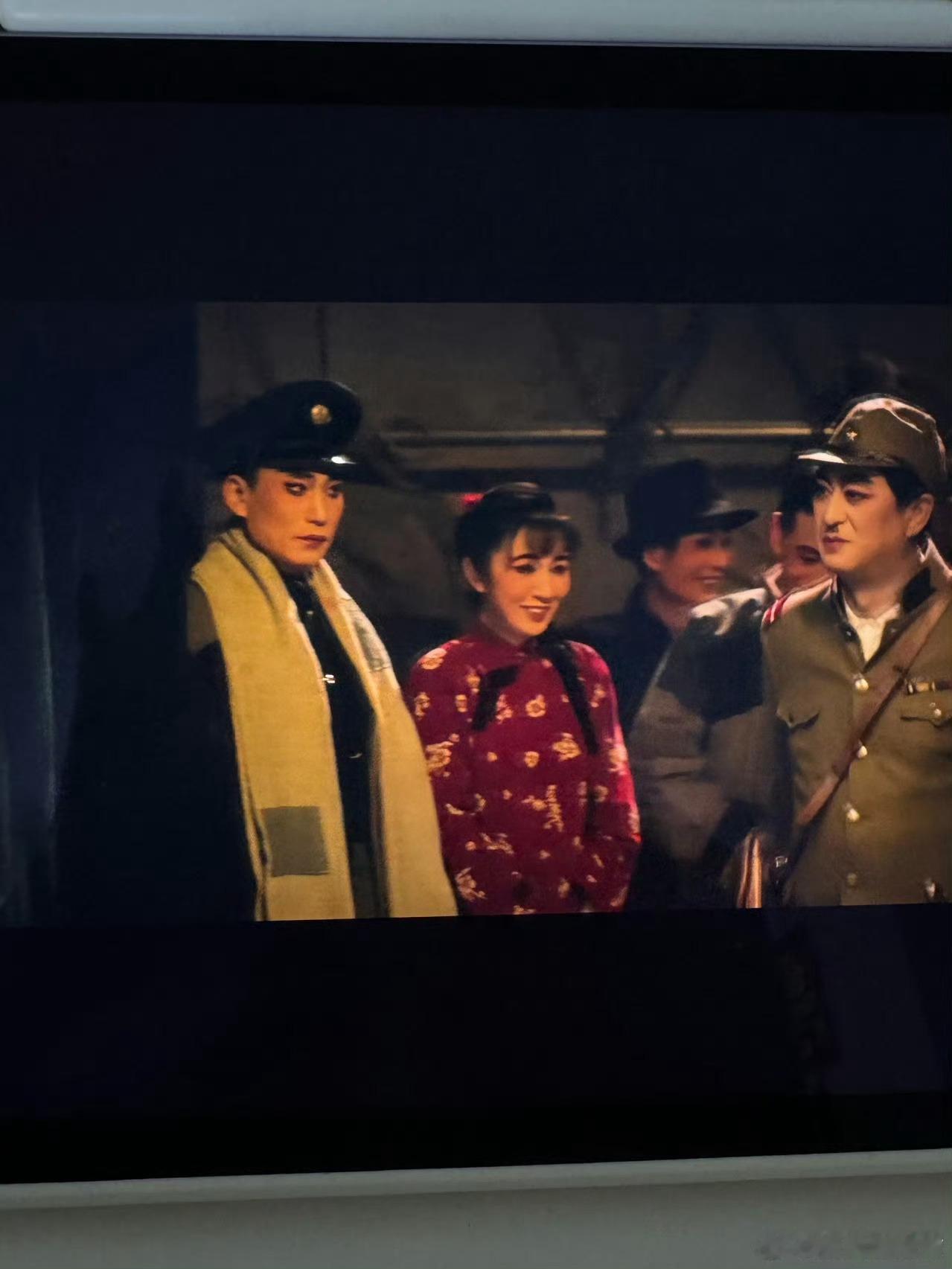 😹看张嘉益演鬼子王晓晨是笑场了吗 谁能顶得住啊！张嘉益独特气场演绎另类鬼子，画