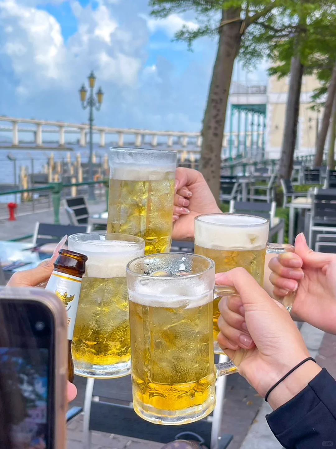 澳门真的好chill…可以看海景的泰餐🥘！！！