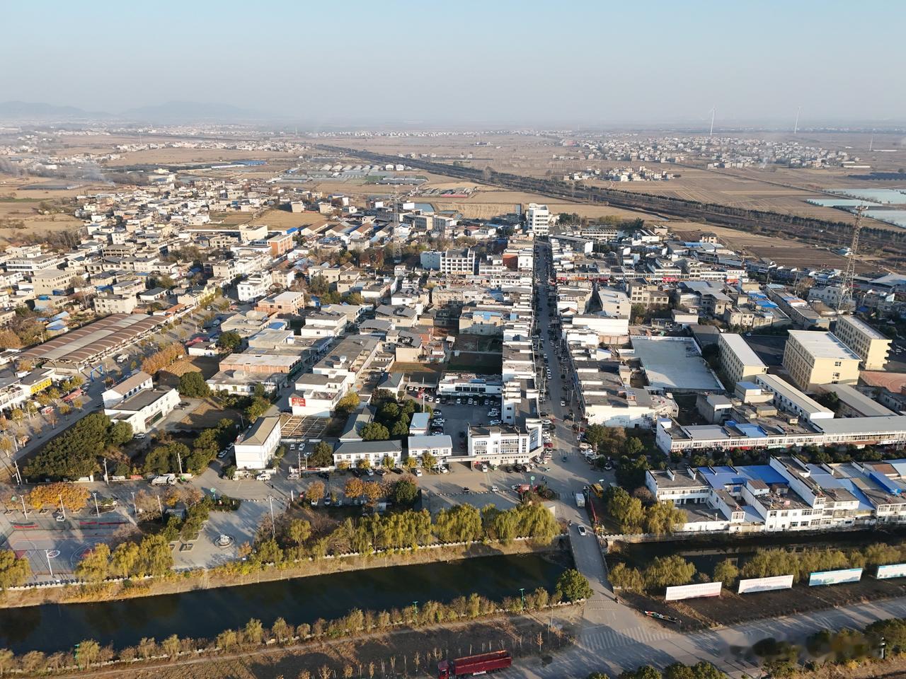 不过，怀远位于淮河流域，淮河两岸自古就是大米产地，种植历史据考证有5000年。因