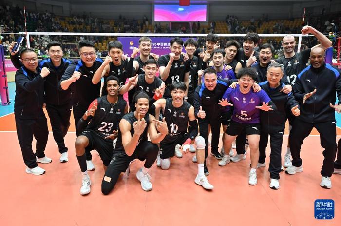 男排超级联赛总决赛冠亚军决赛首回合：天津食品集团胜保定沃隶
3月29日，天津食品