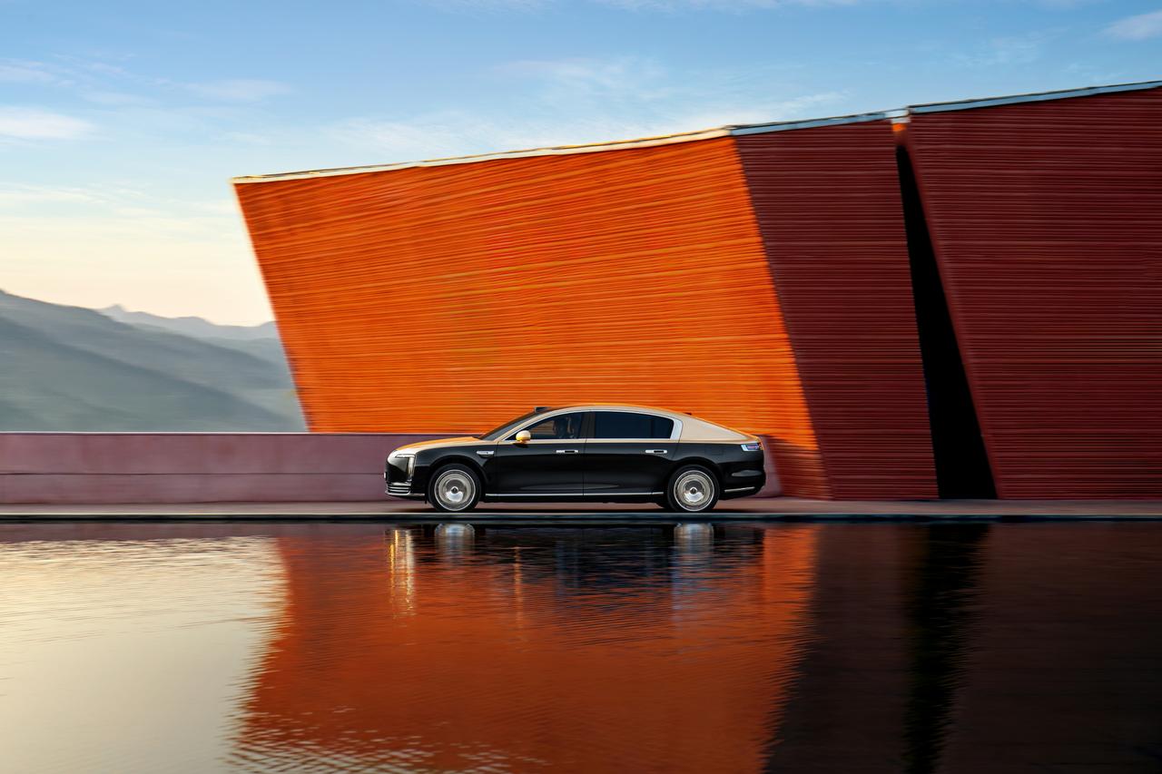 销量与口碑双爆，尊界S800重塑超豪华车市场格局
尊界S800持续刷新中国品牌百