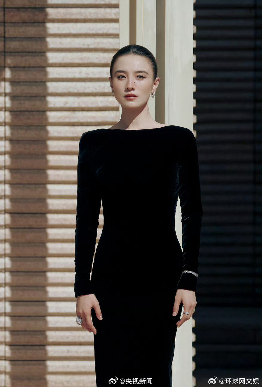 【 恭喜！】 第38届中国最佳女主角： （《好东西》饰演王铁梅） 