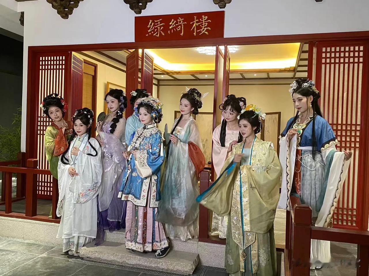 成为了现实中的好朋友！