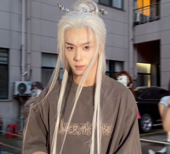 程相真得给千夜奇谭化妆师磕一个 ​​​