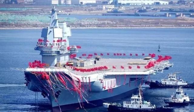 世界十大军事强国最新榜：真正该盯的不是前三名，而是第十名门槛为什么正在抬高。
1