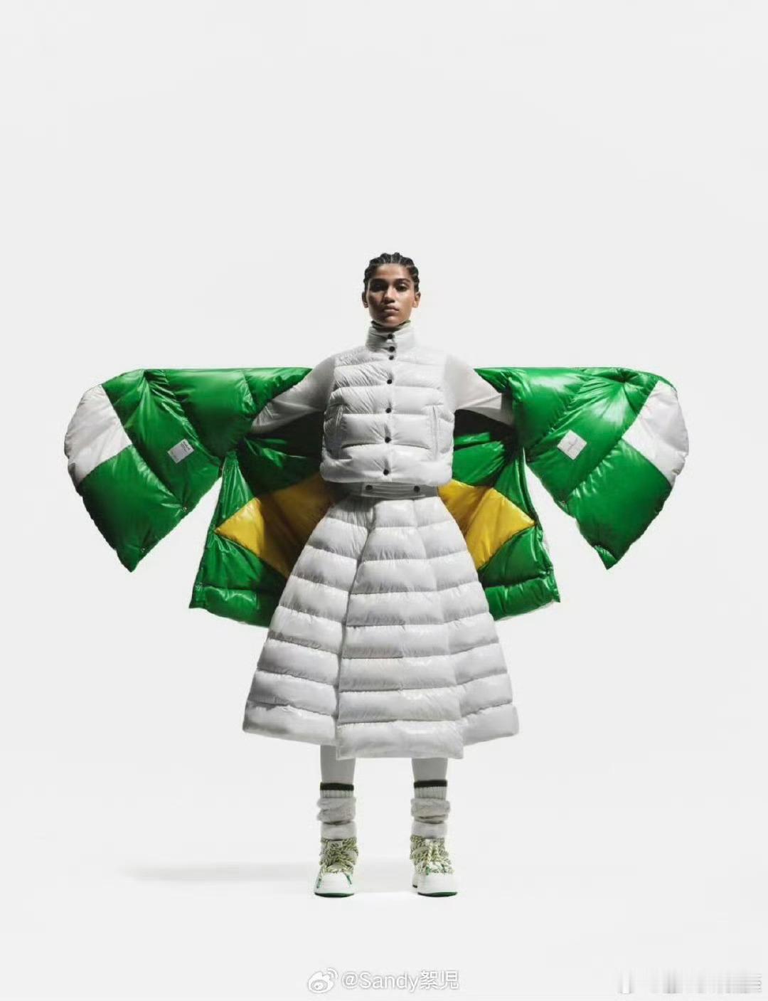 喜欢巴西旗手的羽绒服巴西这个好看啊！设计感拉满，不愧是Moncler！！全网热点