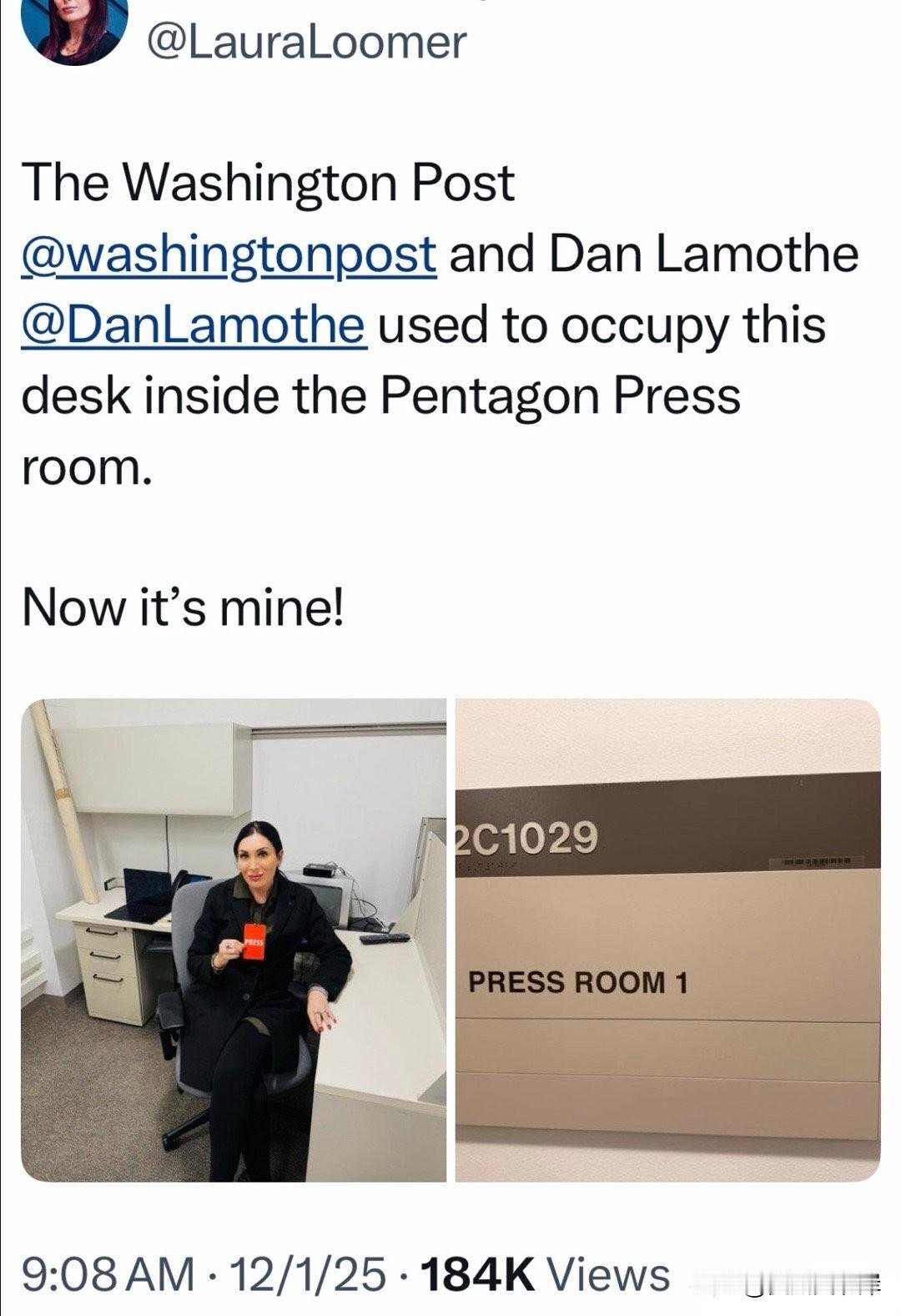 右翼网红Laura Loomer发文炫耀她在国防部“新闻发布室”的办公位。
“《