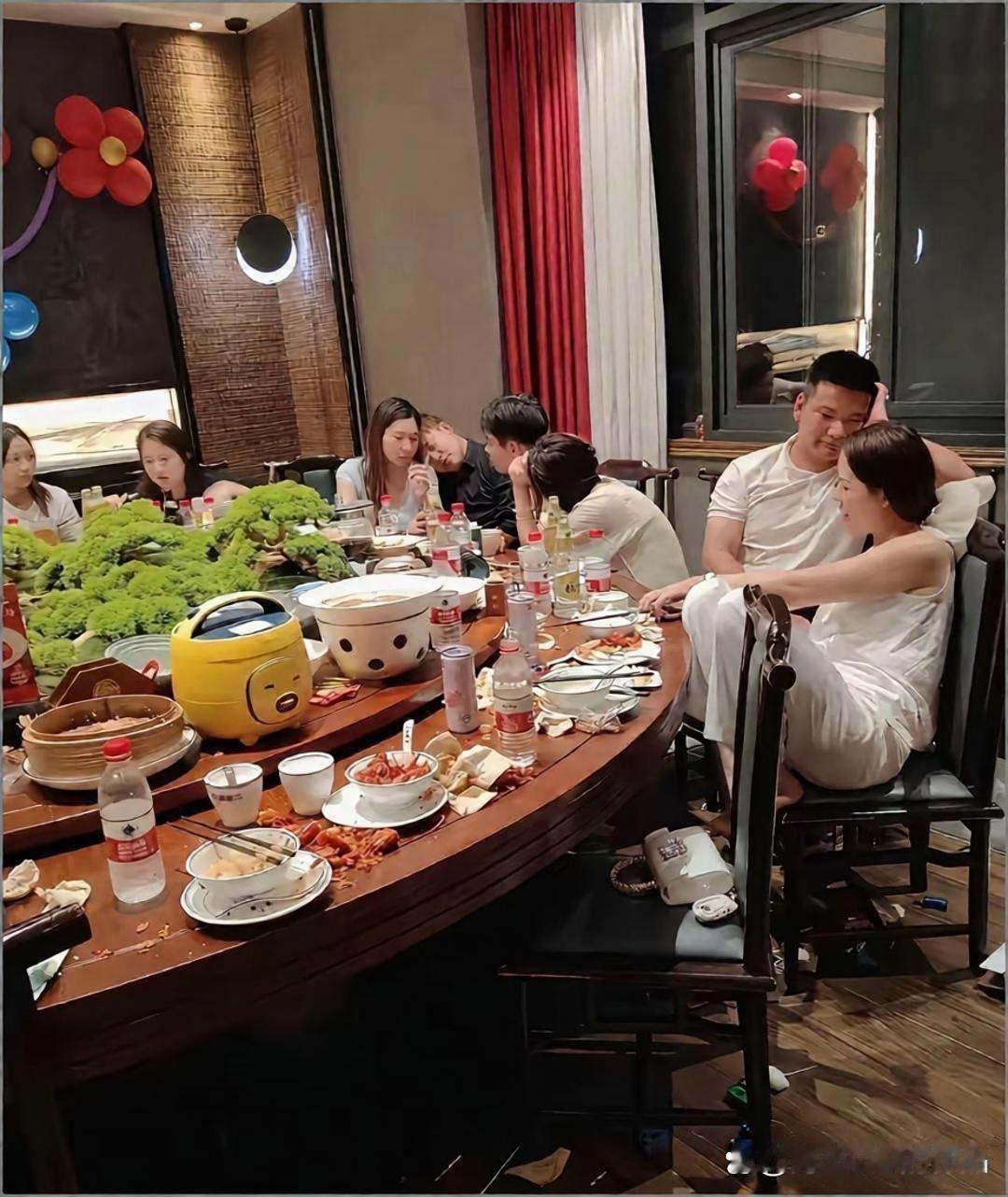 难怪那么多人都盼望参加同学聚会，原来如此。