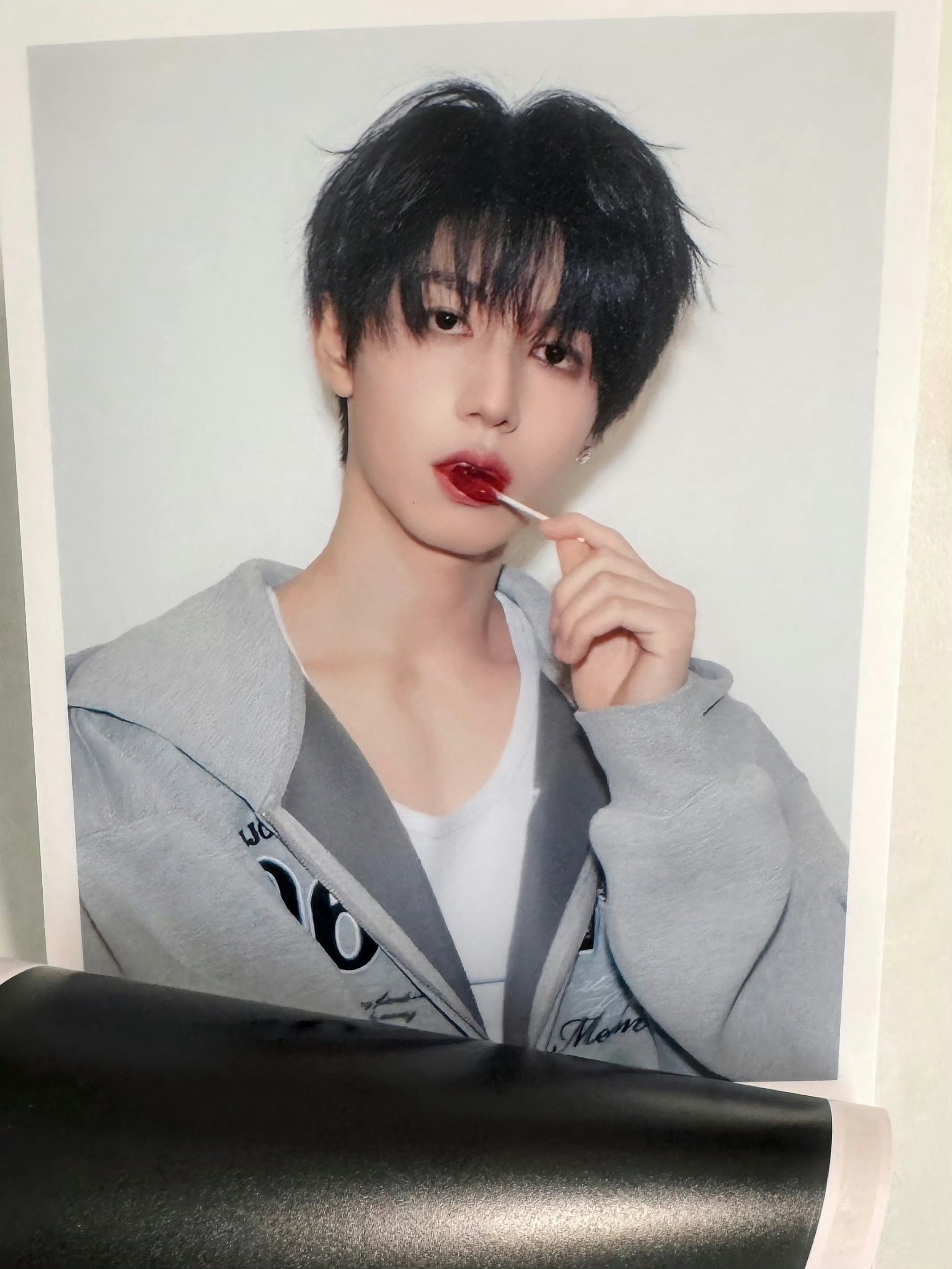 朱志鑫 撕拉片🍭 ​​​