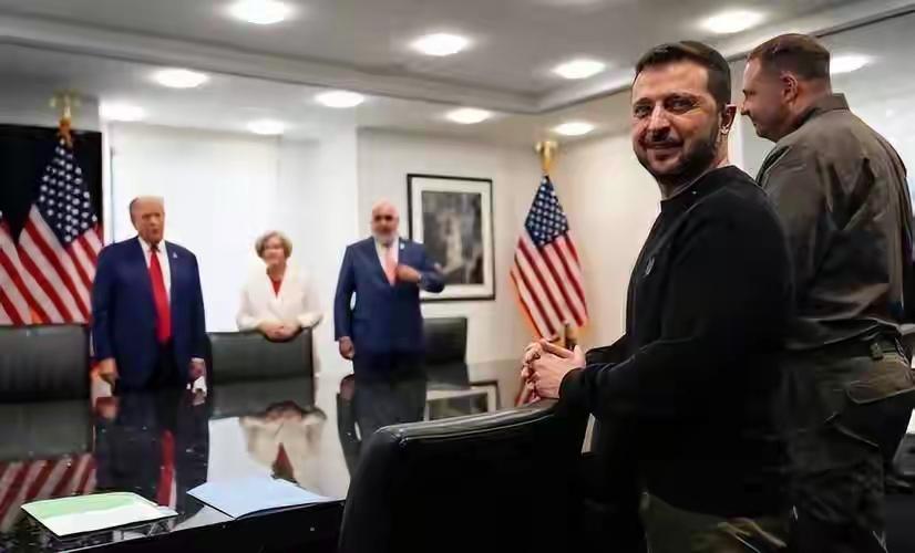 普京到现在终于明白，怪不得俄军苦战三年多，还是打不赢乌克兰