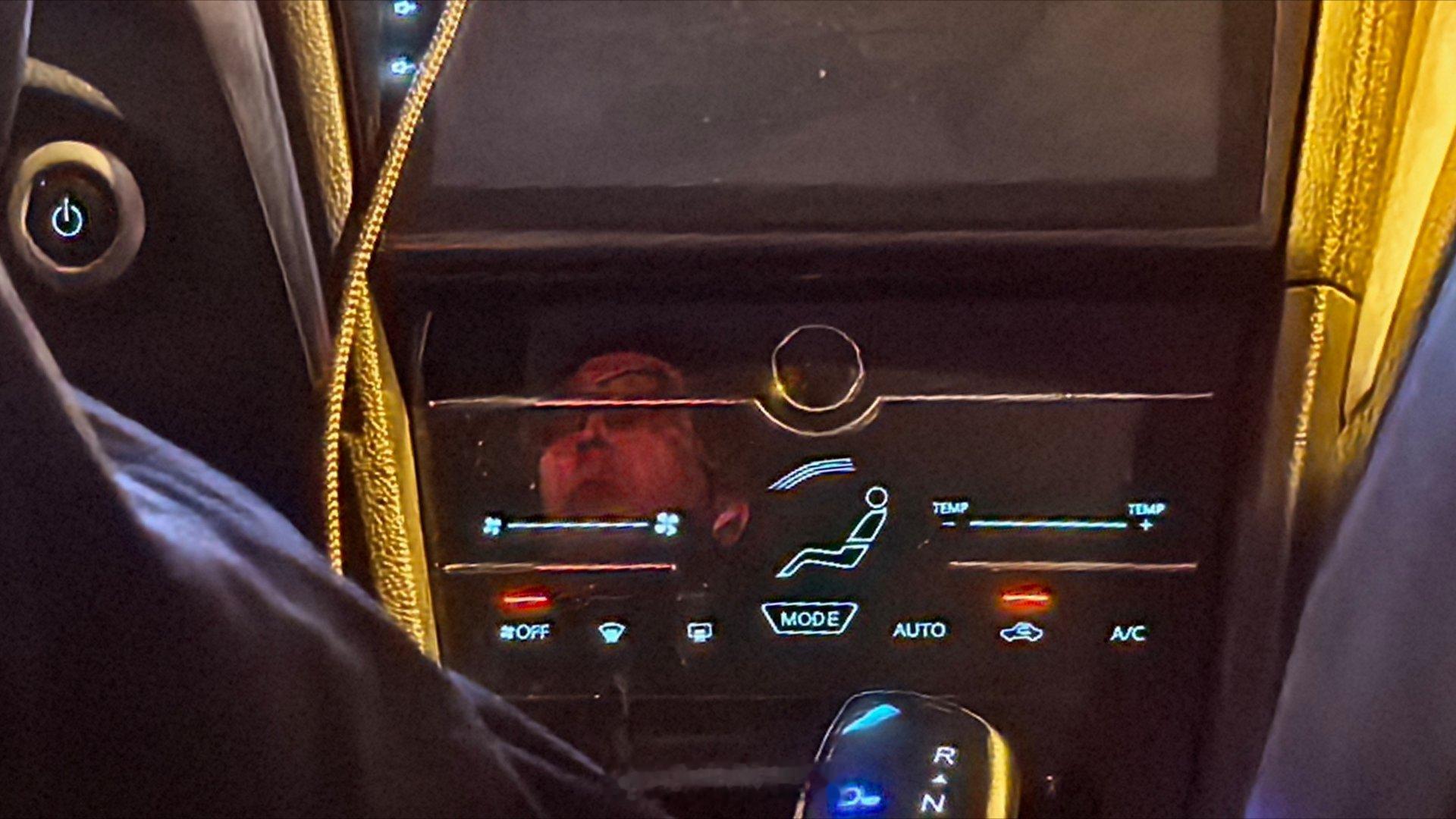 文案内容怎么样，关键要看跨年怎么过？威海现在零下4度，这位网约车司机竟然为了省电