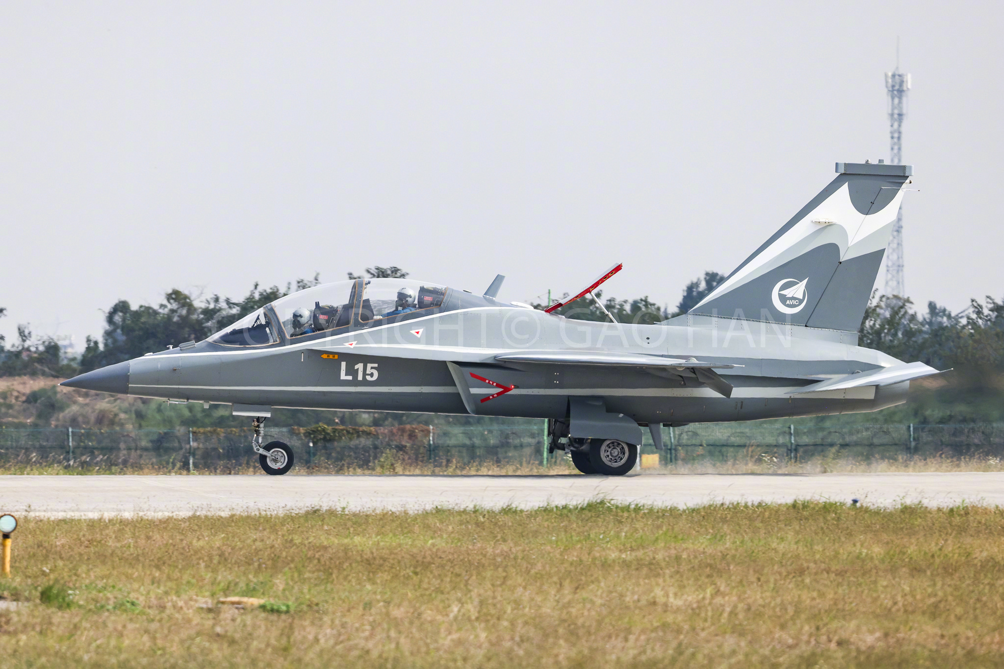 L-15/教-10由航空工业洪都航空工业集团公司研制，所以它的故乡当然就是洪都所