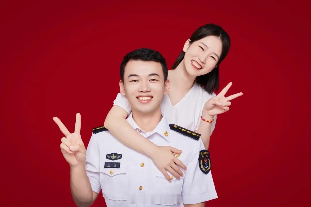 #迷彩军恋[超话]#“不说了”“集合了”“我爱你” ​​​