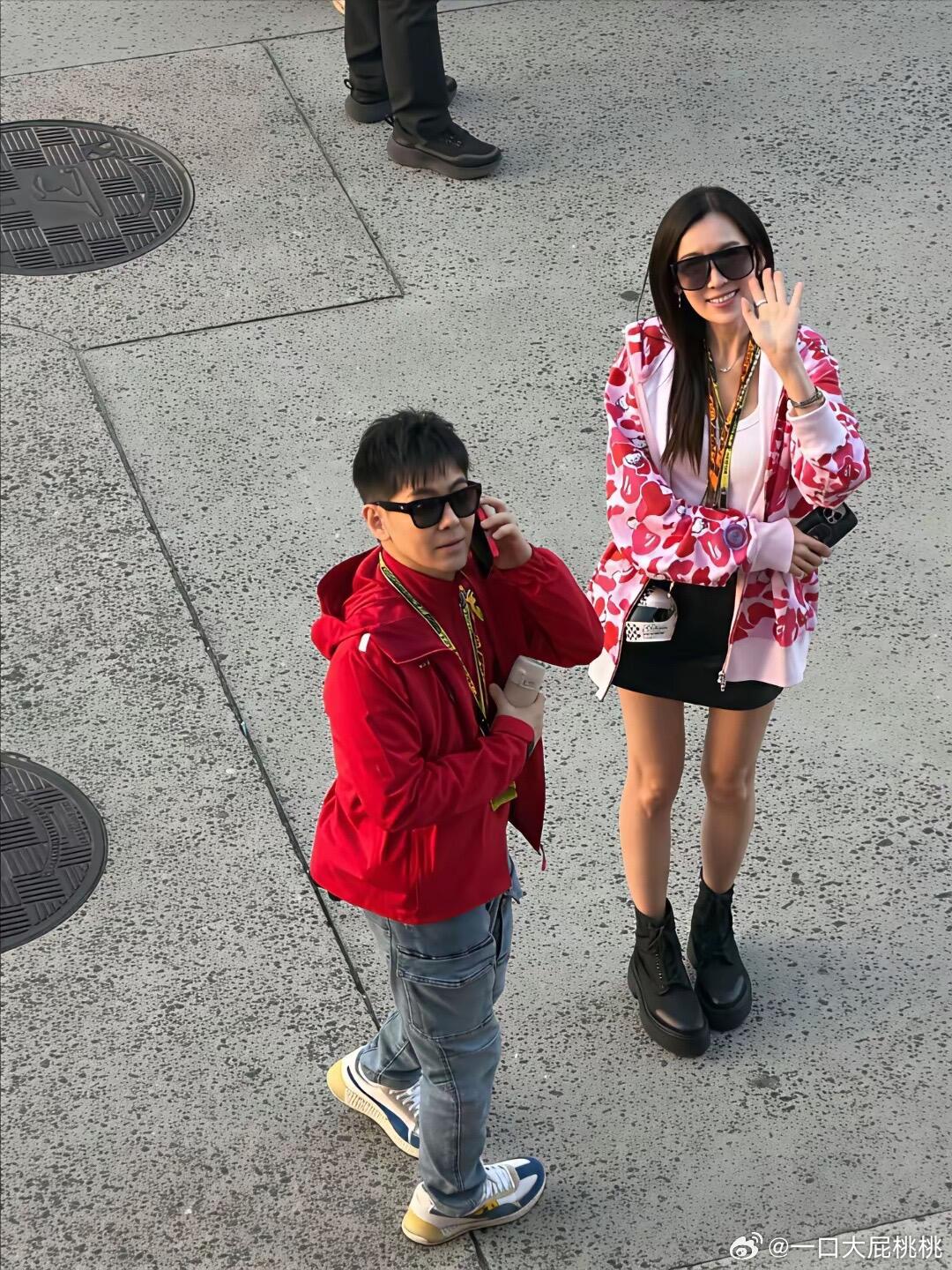 F1 林志颖带着老婆陈若仪现身上海，看F1赛车比赛。 