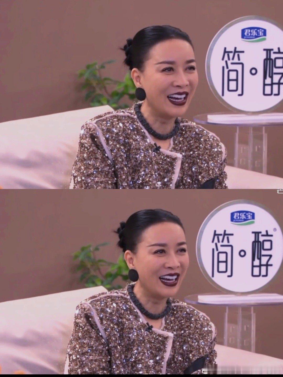#那英[超话]##那英 大众评审终于有良心了# 那姐怎么这么好玩啊，哈哈哈得了第