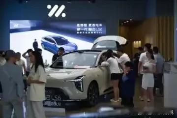 八月最后一天，智己汽车带着一份国际化的成绩单开启新篇章——L6和LS6的海外版车