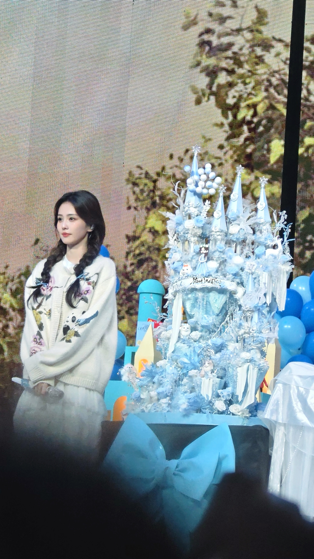 好乖一个🥺 