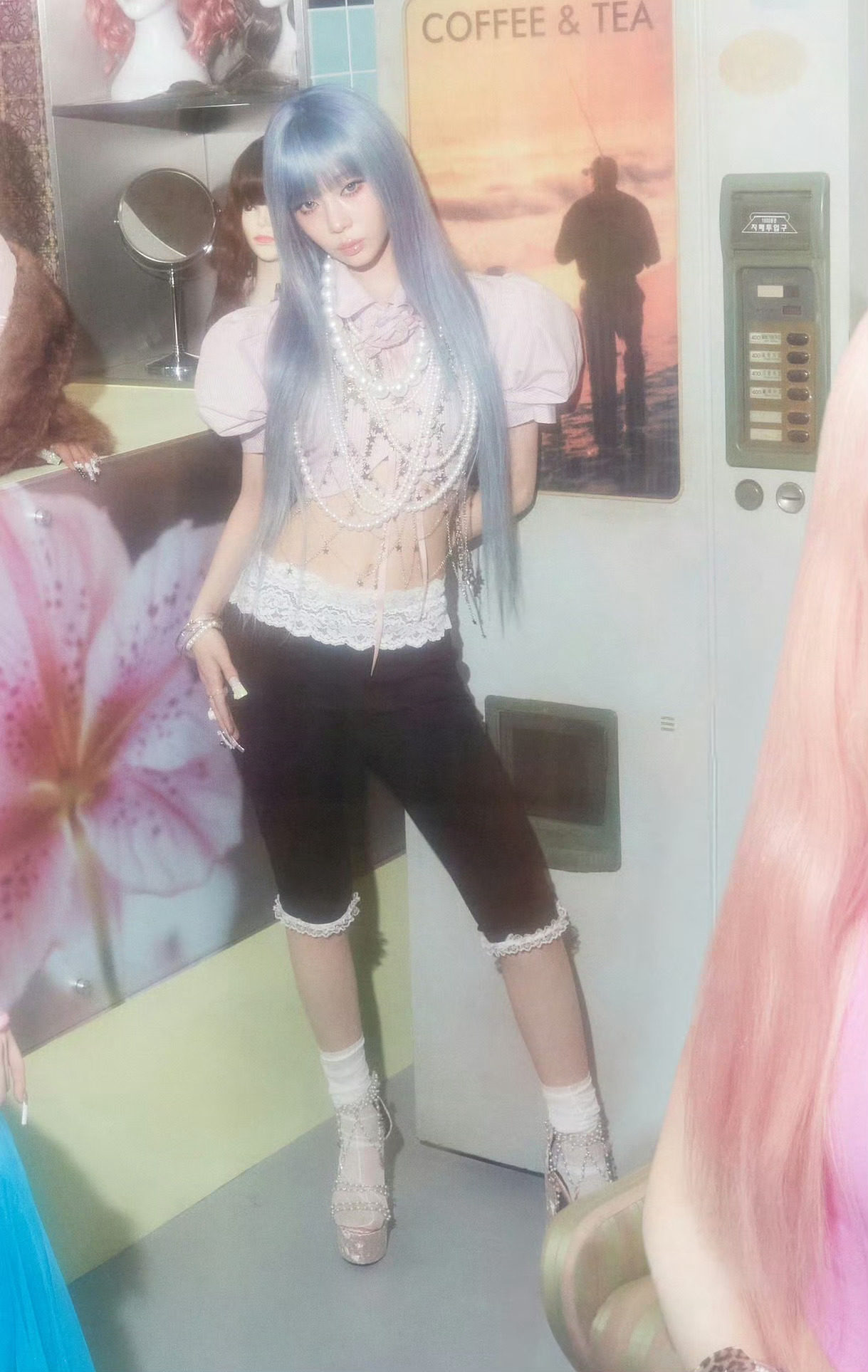 这套衣服完全靠冬儿的脸撑着啊… 