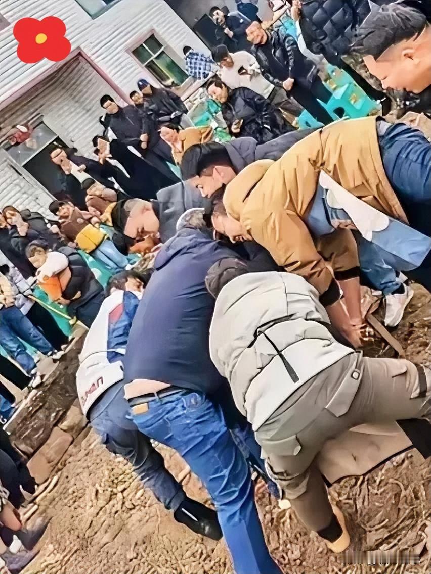 我吃过
不过是三年前的事了，一场杀猪宴暖了我的心
作为一个远嫁重庆的外地媳妇，那