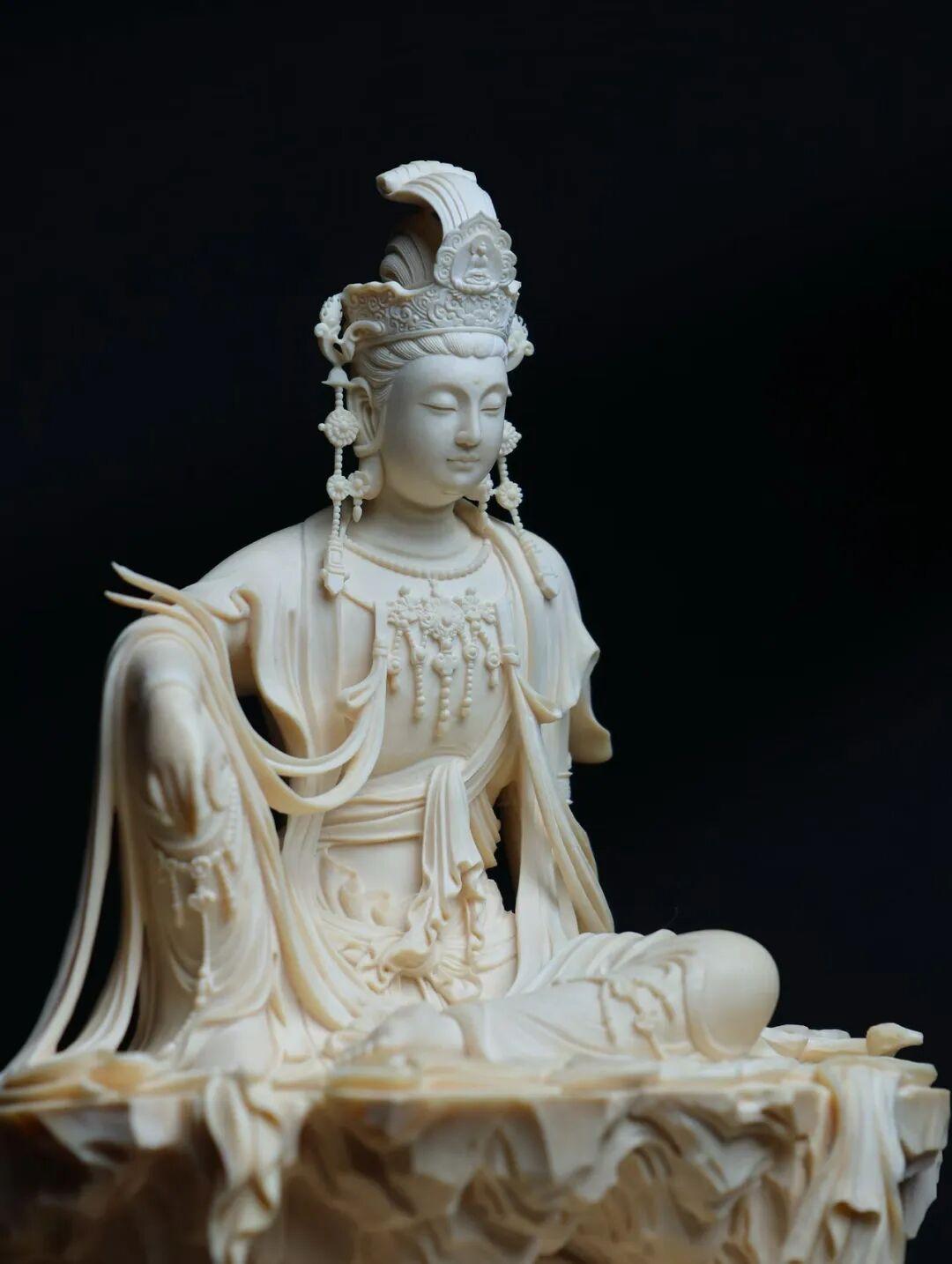 君子成人之美，不成人之恶，小人反是。帮助别人是一种善良，为他人鼓掌的时候则是一种