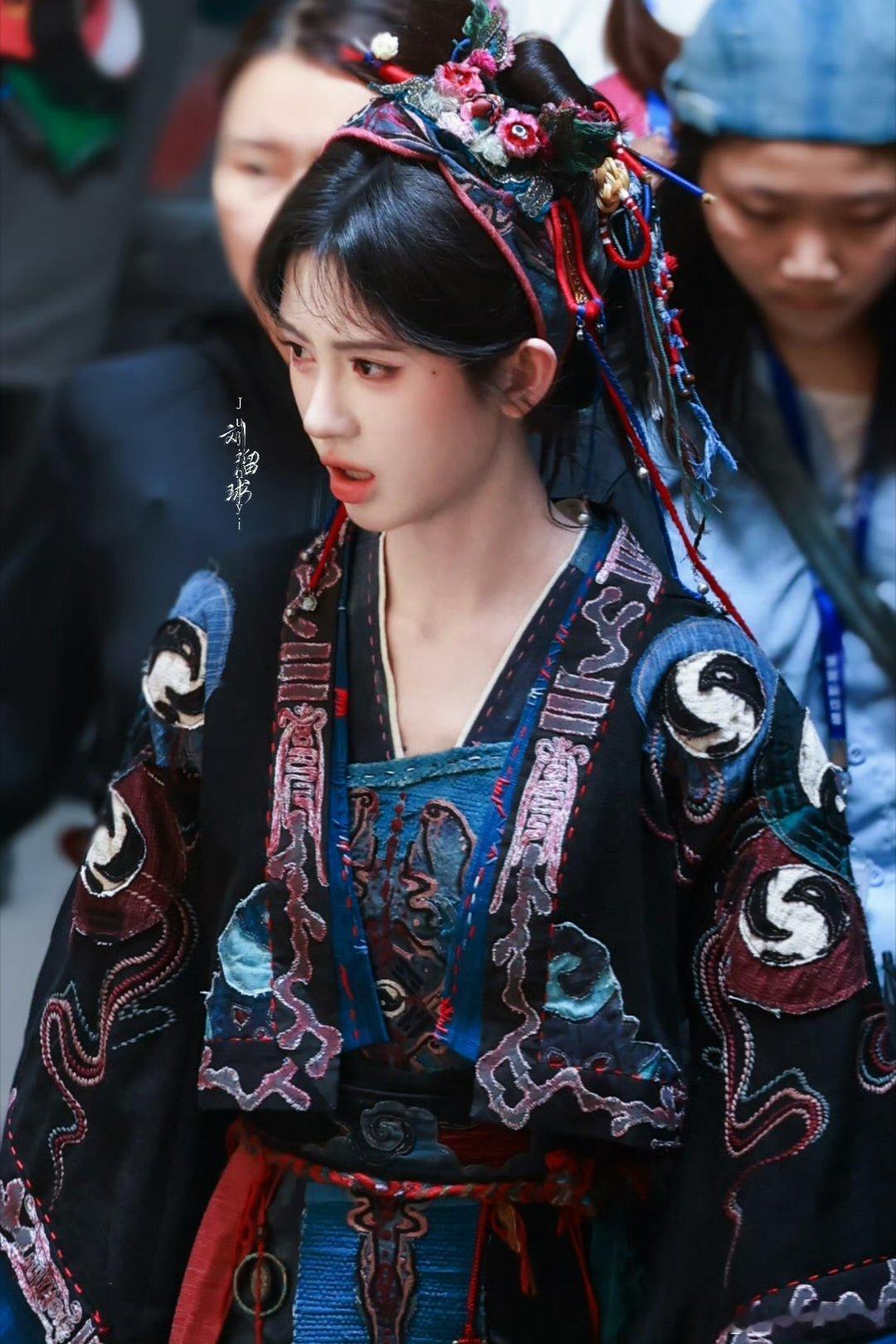 鞠婧祎苏绿夏 jjy鞠婧祎万花世界风有尽头，但思念没有 The wind has
