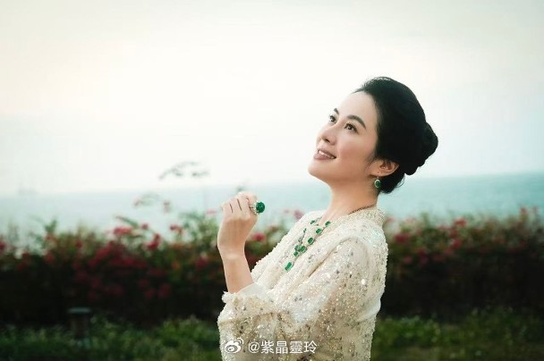 【On.cc】葉璇退二線轉跑道　閃吸4億點擊藝人葉璇近日「轉跑道」接演內地短劇，