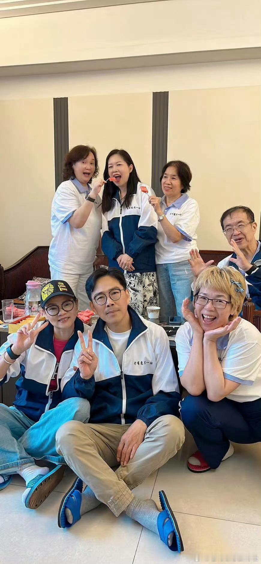 人民文娱评老有意思旅行社 旅行综艺新宠《老有意思旅行社》出圈啦！聚焦日益受关注的