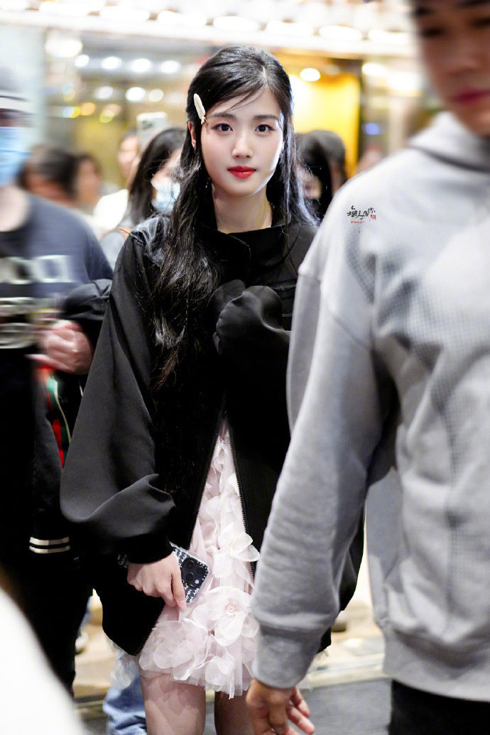 卢昱晓 📷 