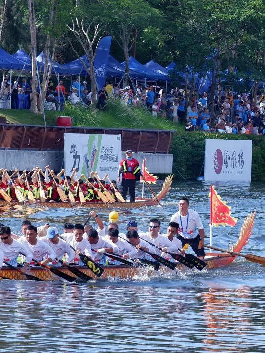 🚣‍♂️深圳大沙河龙舟赛，值得一看😆