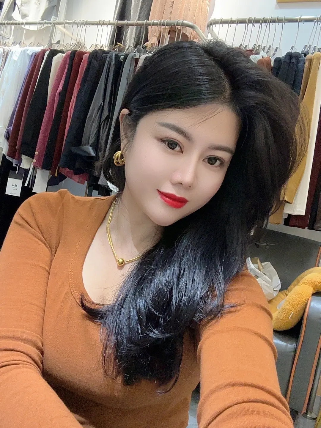 今日穿搭look 做我的顾客我宠你 小助手上热门