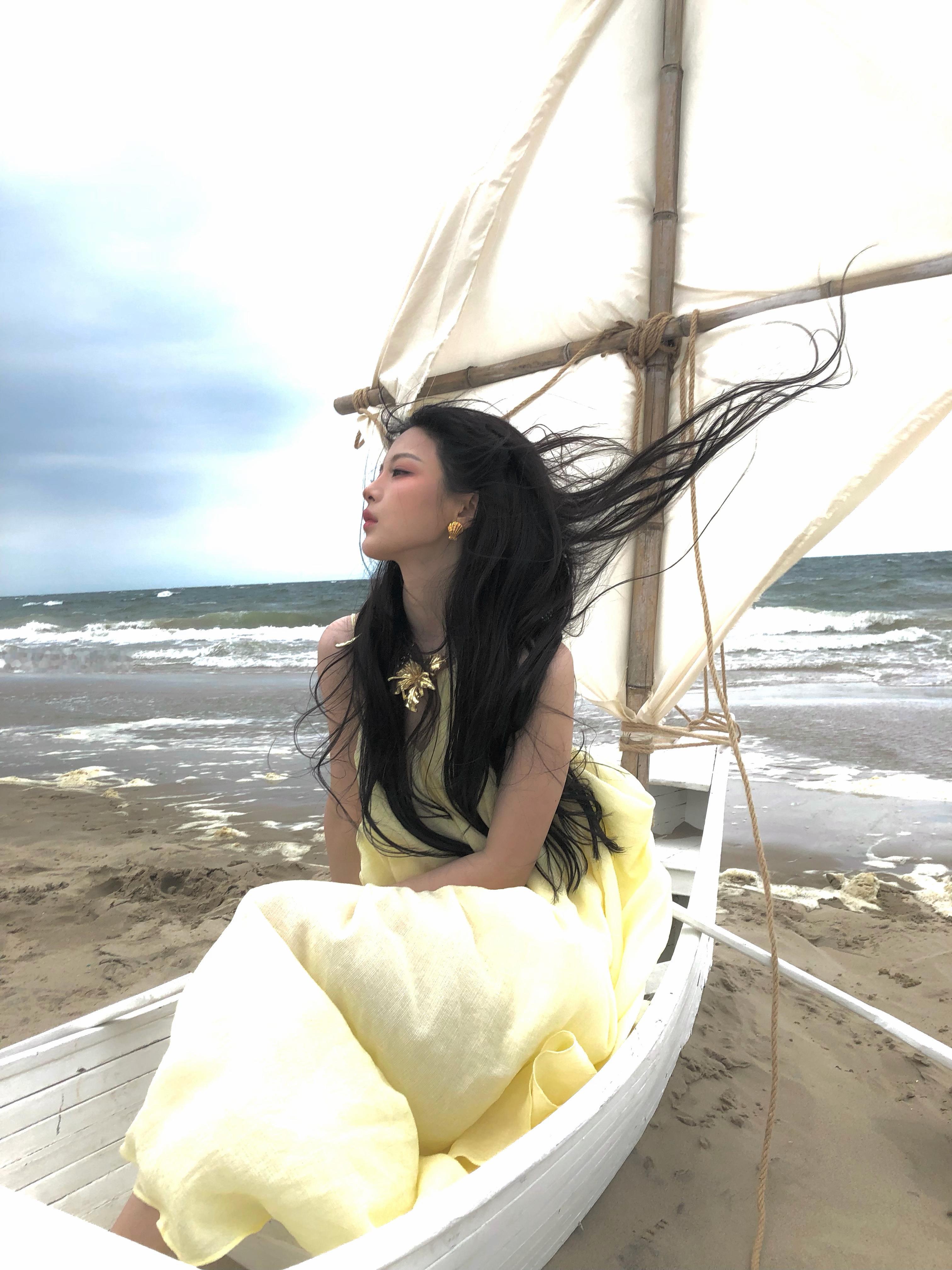ycy杨超越郑雨 ycy杨超越今天是太阳雨你是会发光的星球 是我内心深处的挚爱与