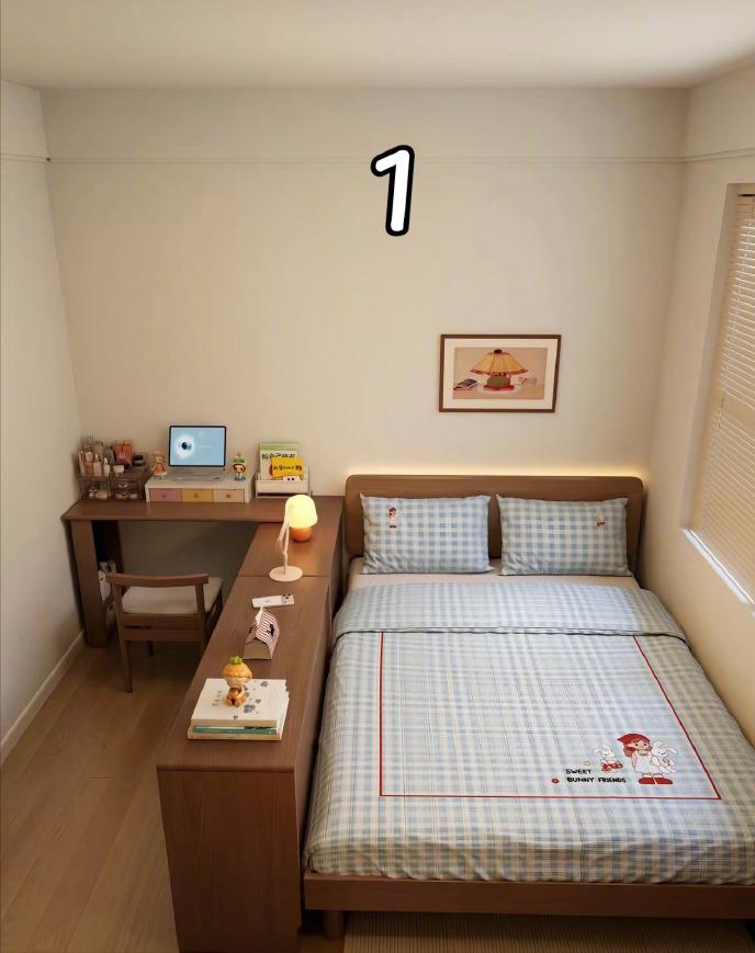 你会选择图一还是图二的摆放方式？

玄学上图二空间感及流运线好一些，图一有压迫感