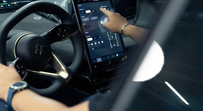 【法拉第未来完成第13台FF 91 2.0交付 车主为FF传播负责人高巍】Far