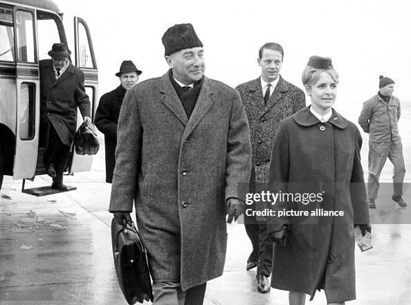 西德各联邦州司法部于1958年底通过行政协议联合成立的跨州机构，全称为“各州司法