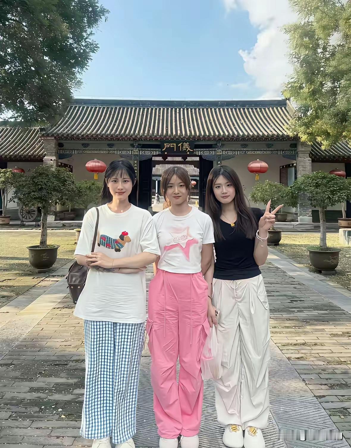 好漂亮的小姐姐，彩礼66万选一个做老婆？