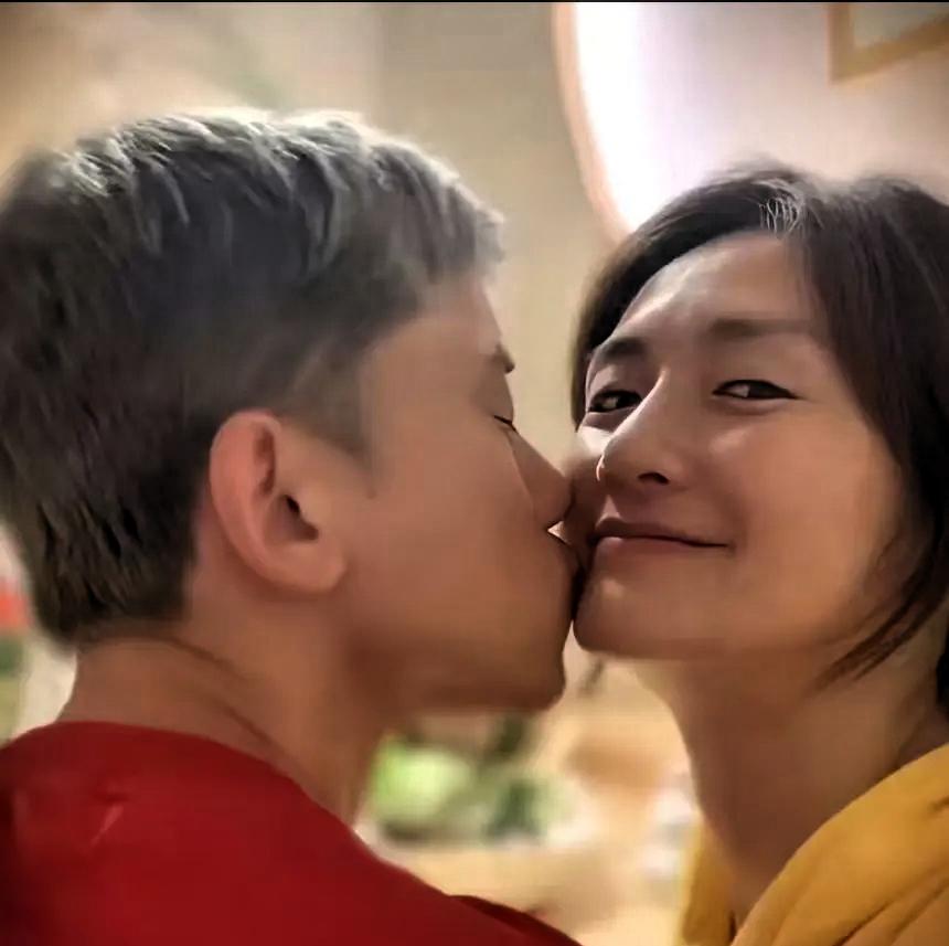 现在全网肠子都悔青的人，估计就是谢娜了，她原本希望通过回应澄清误会，平息议论，让