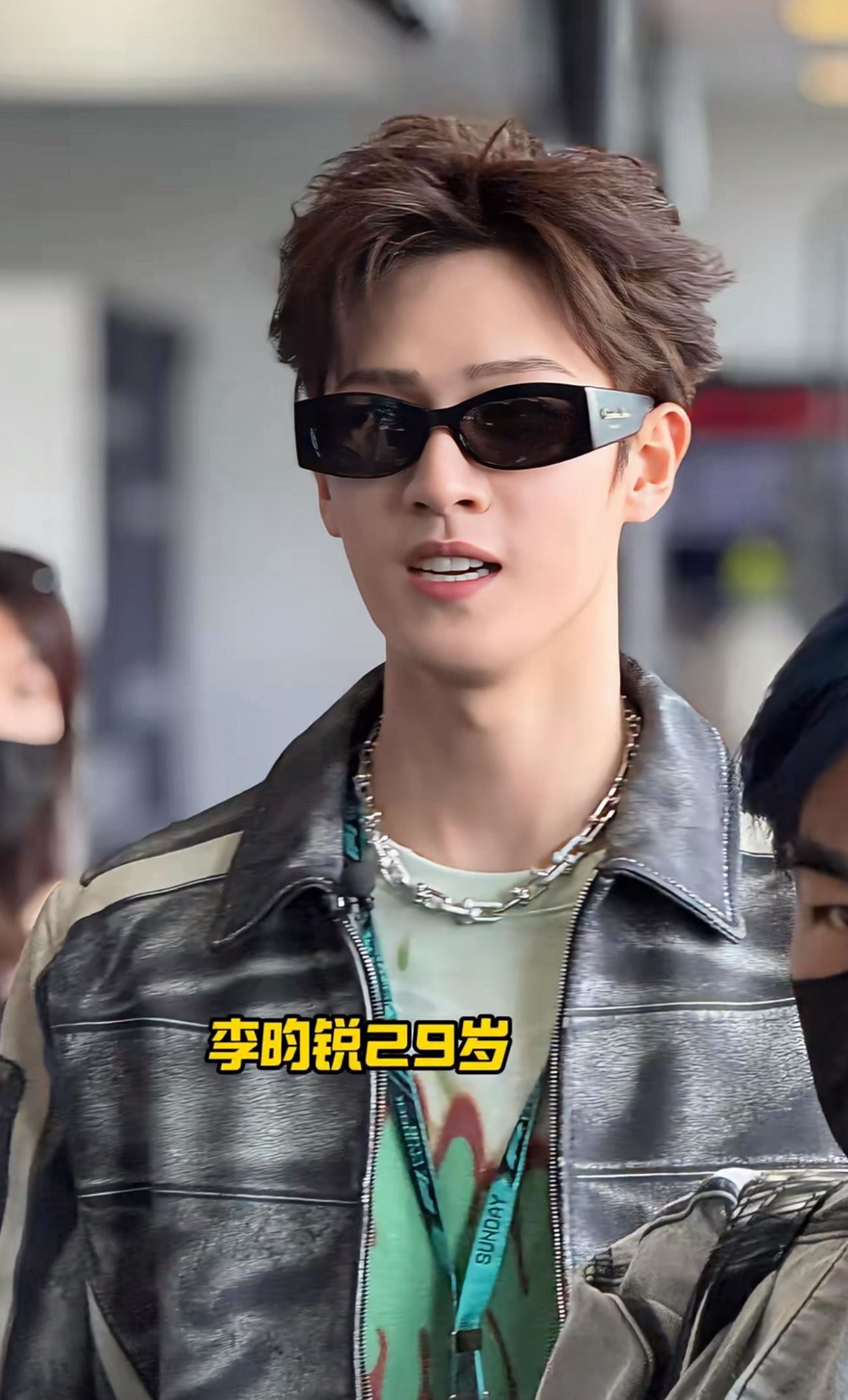 今日F1赛车上海站观赛明星：李昀锐、于适、周柯宇、林一、吴彦祖、林志颖 