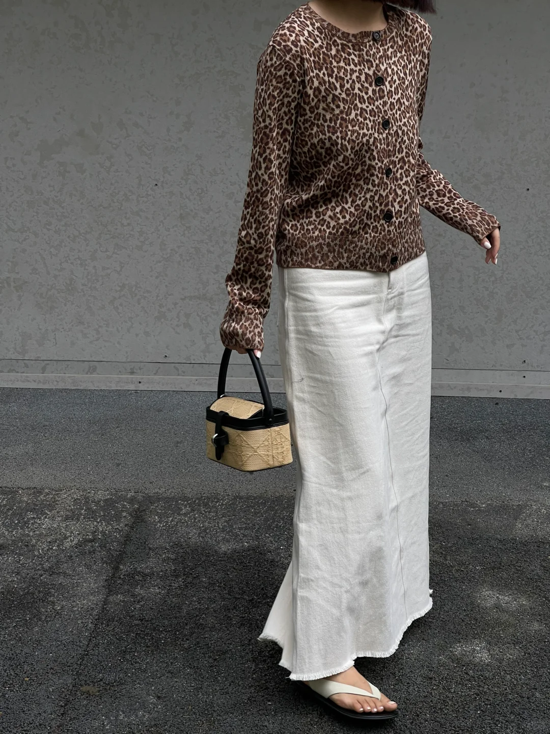 下雨天穿针织衫