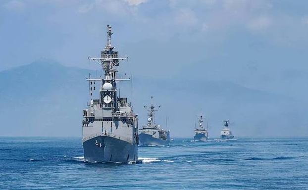 台海西南方向的空中对峙再度引发关注。
围绕台湾西南海域及巴士海峡一带的军事活动，