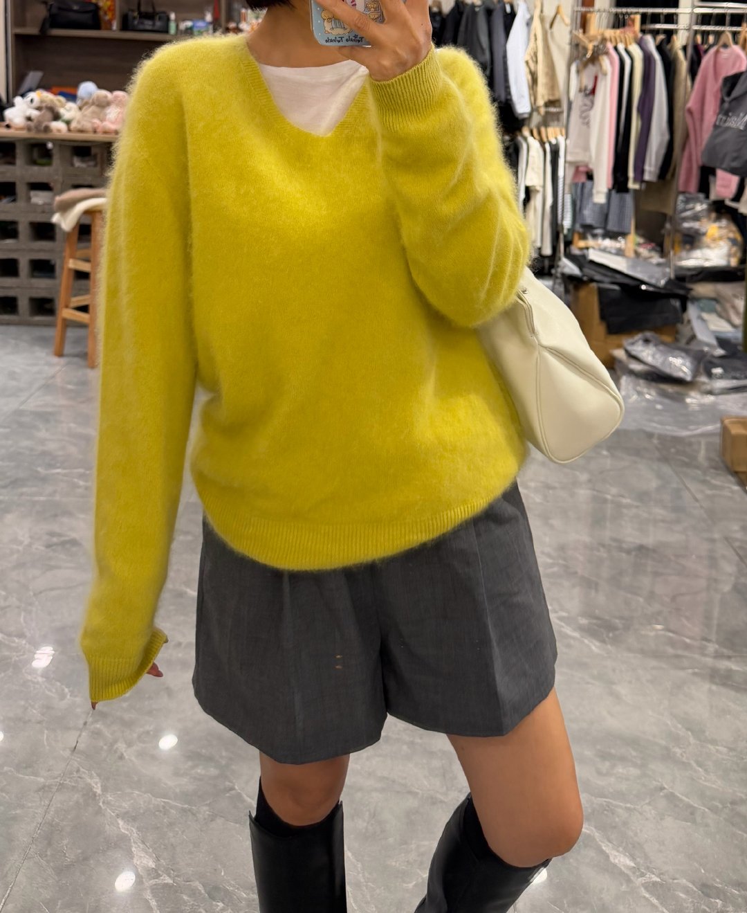 黄色。 ​​​