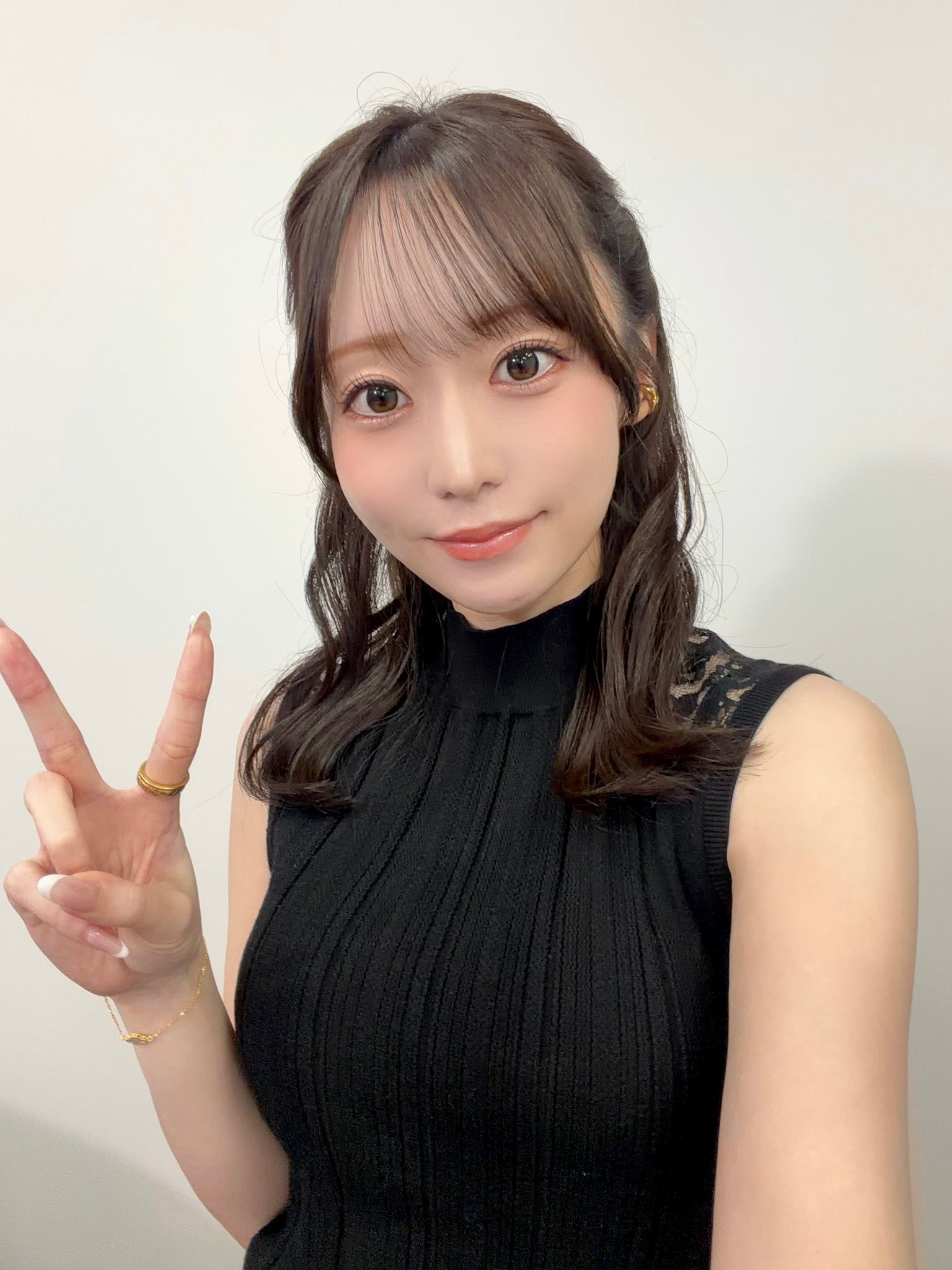 石飞恵里花