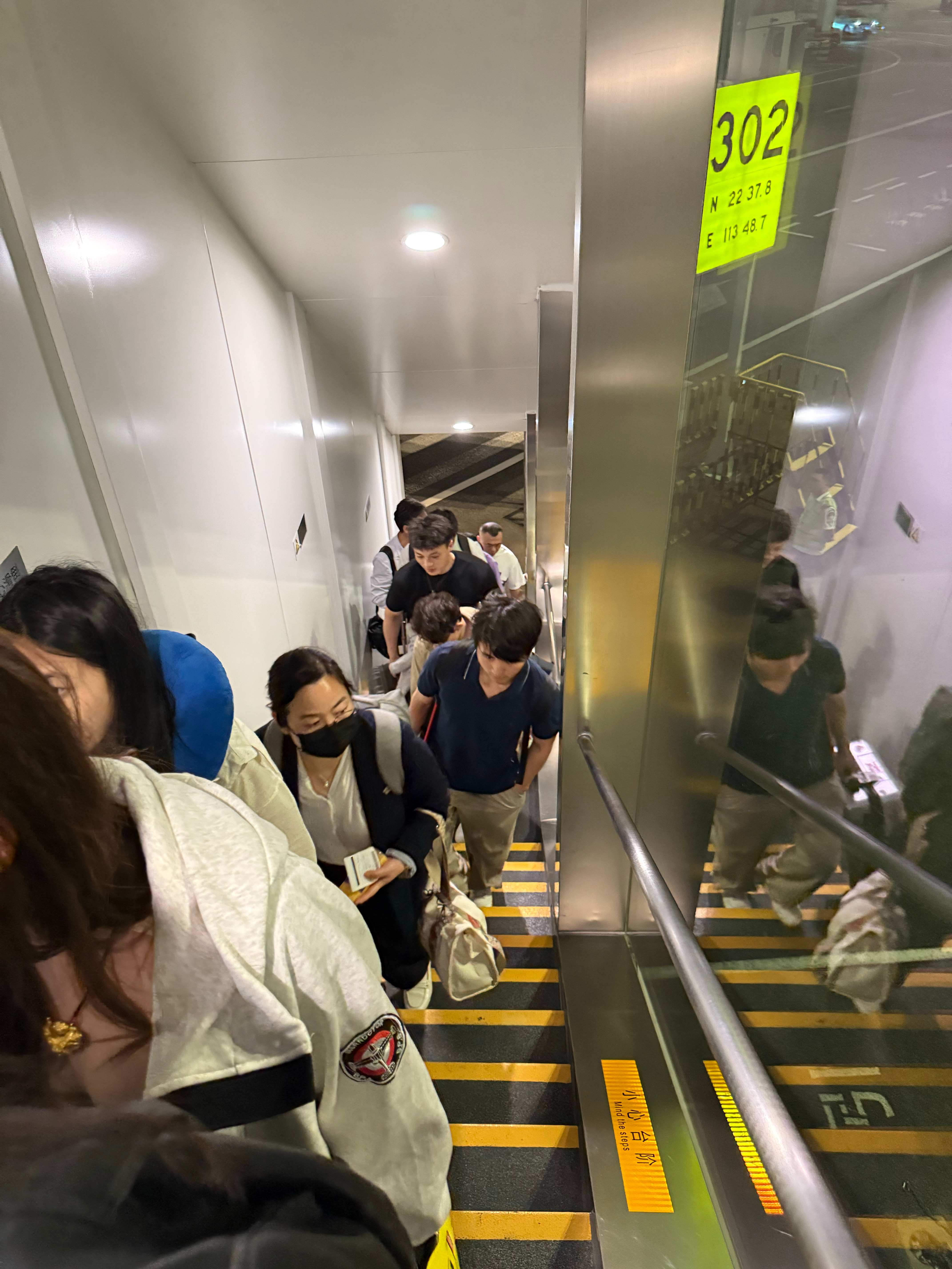 摆渡车➕行李箱登机简直是噩梦开局今天也算是体验了一把 