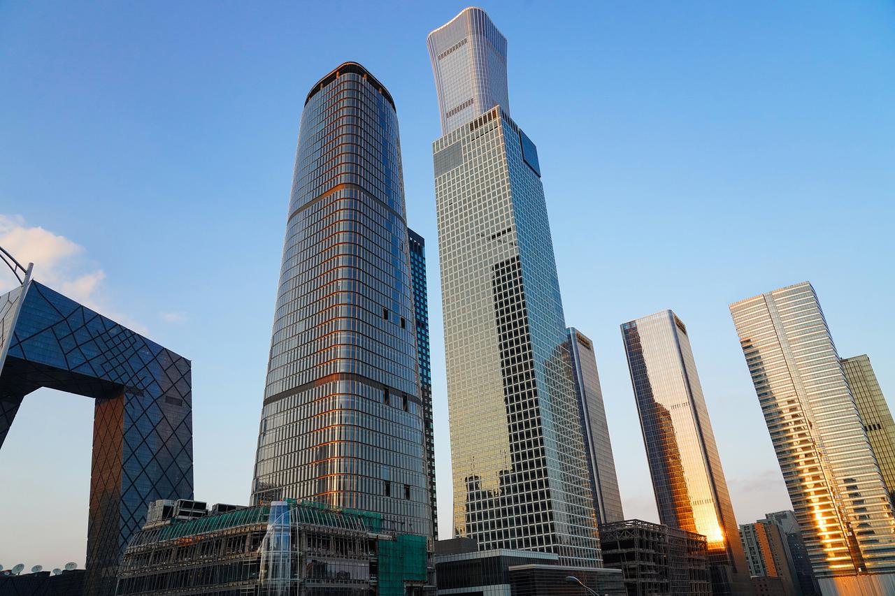 成都这6座“摩天大楼”，谁才是你心中的“第
u旱一
第6名：永立国际大厦(260