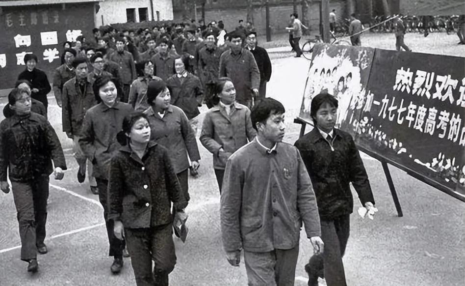 48年前的1977年12月10日，我是570万人中的一员，参加了恢复高考的的第一