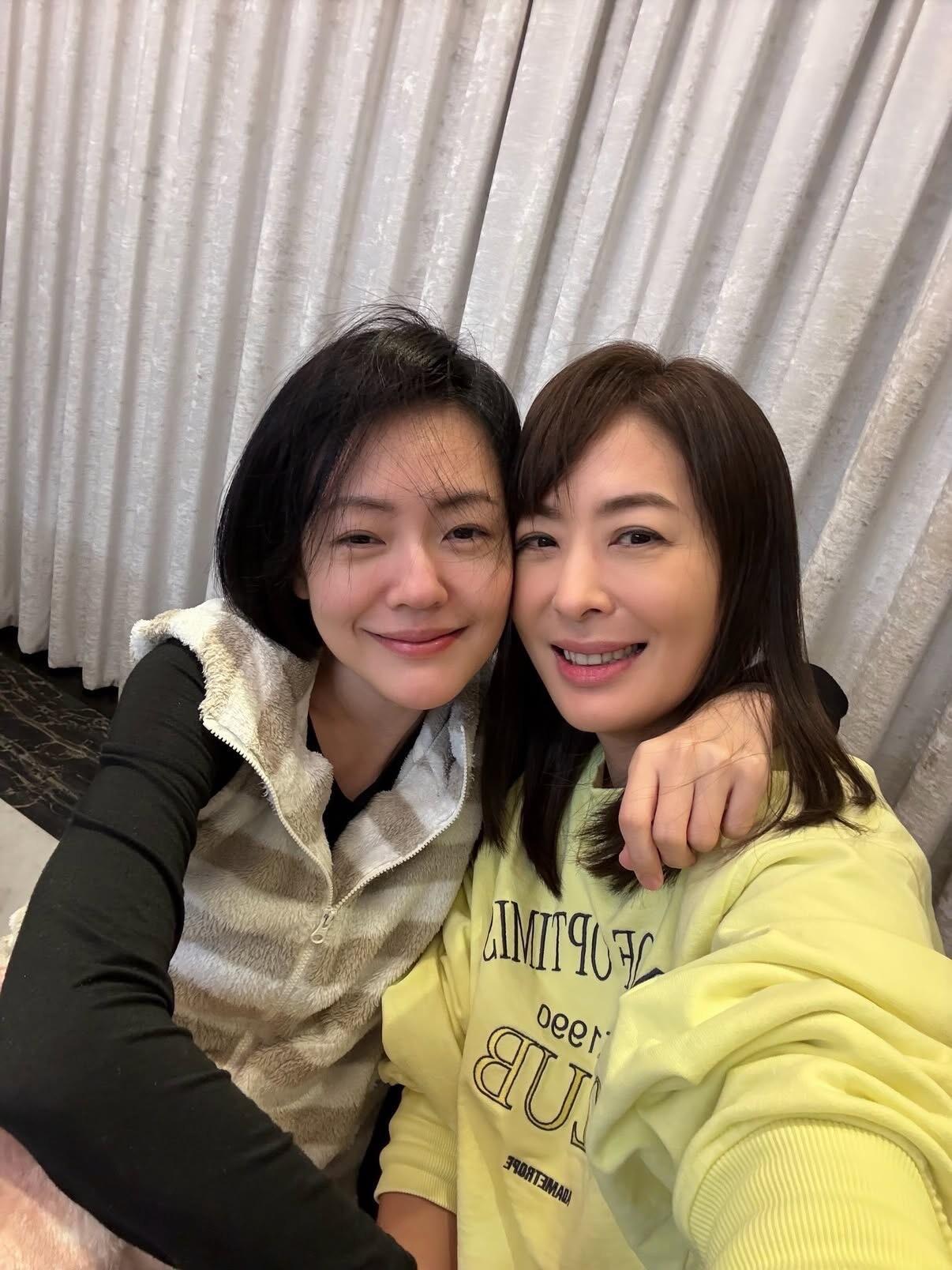 小S感谢贾永婕陪伴她走出伤痛很难想象小s承受的痛苦有多大还好有重要的朋友陪她 