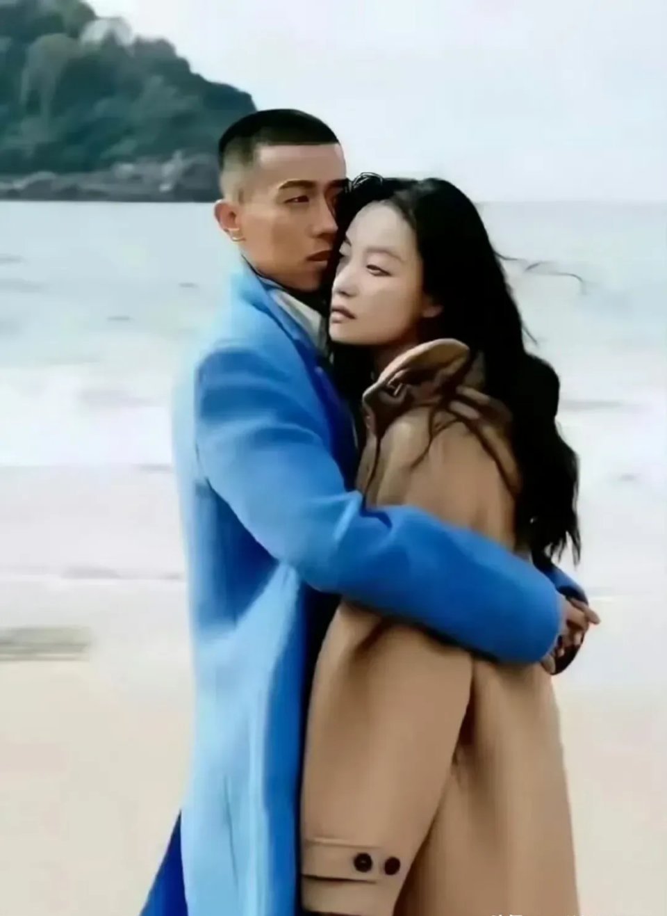 倪妮是被井柏然伤的有多狠，才会这么随便的找男朋友？ 
